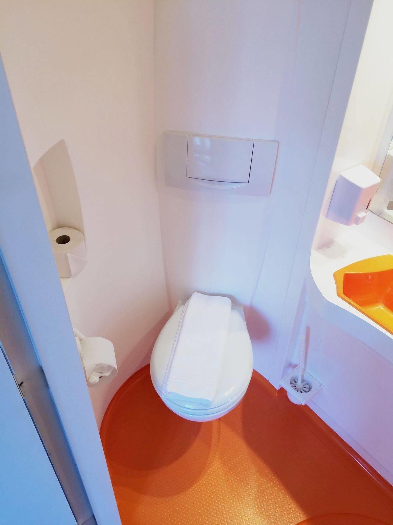 Easyhotel Zuerich City Centre 외부 사진