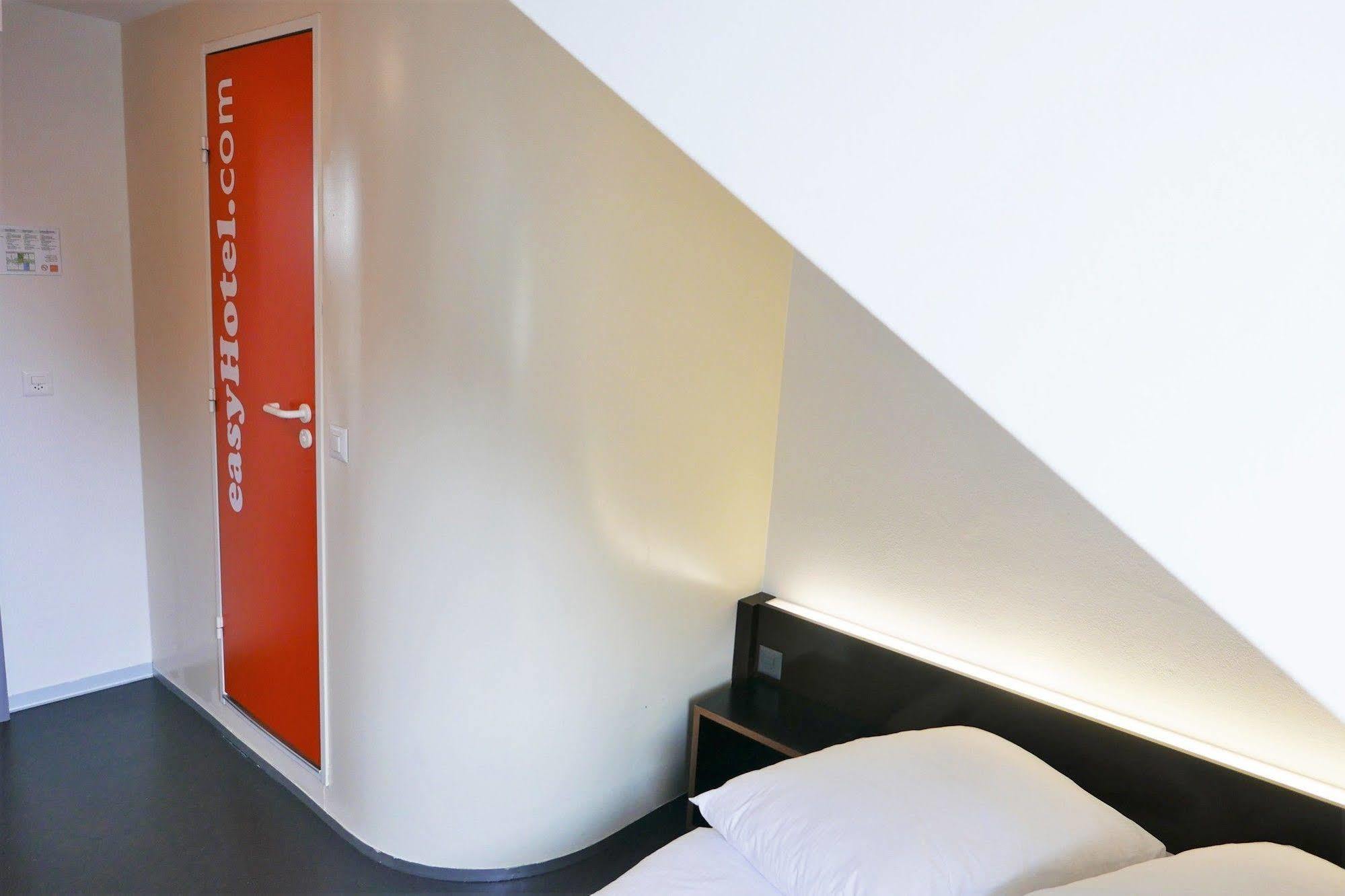 Easyhotel Zuerich City Centre 외부 사진